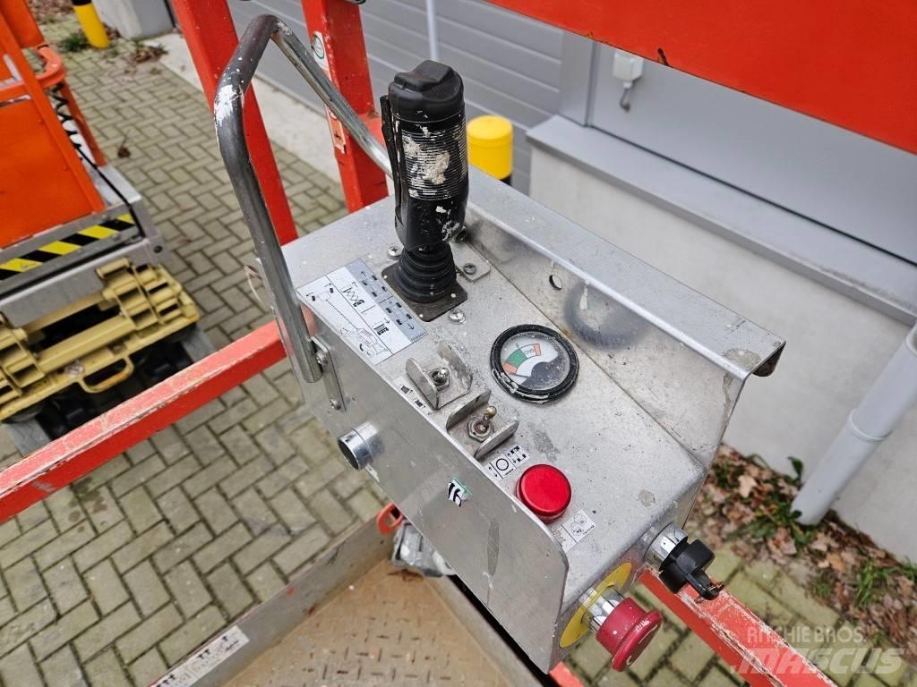 SkyJack SJ 4620 Ollós emelők