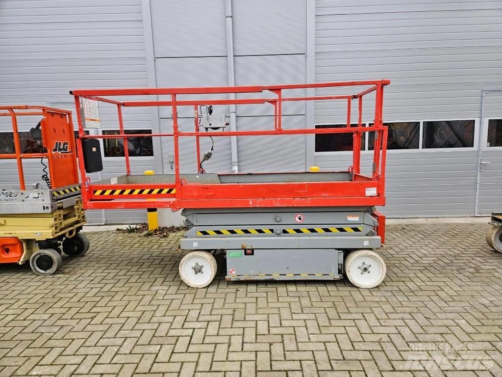 SkyJack SJ 4620 Ollós emelők