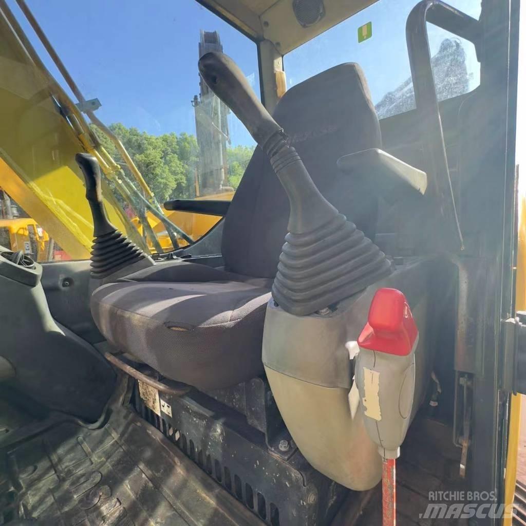 Komatsu PC 70 Lánctalpas kotrók