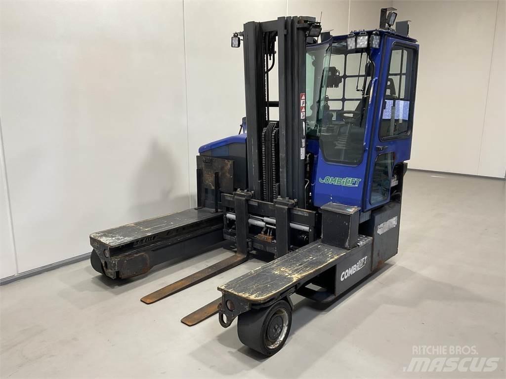 Combilift C5000ET Tolóoszlopos négyutas targonca