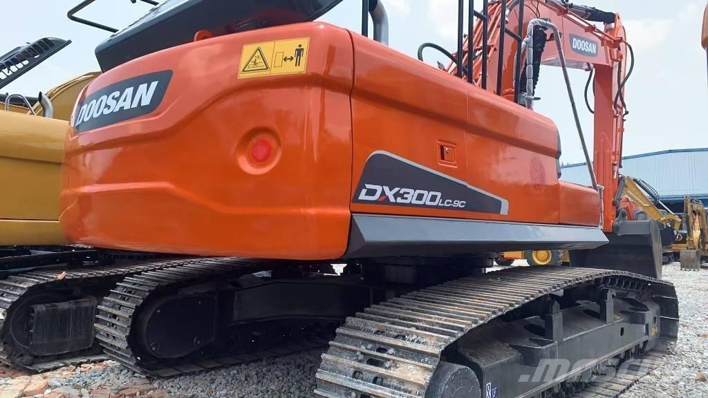 Doosan dx300lc-9 Lánctalpas kotrók