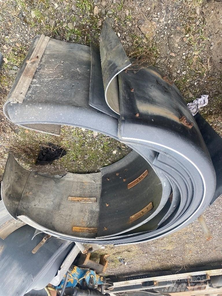  Däck skärm GRATIS Gumiabroncsok, kerekek és felnik