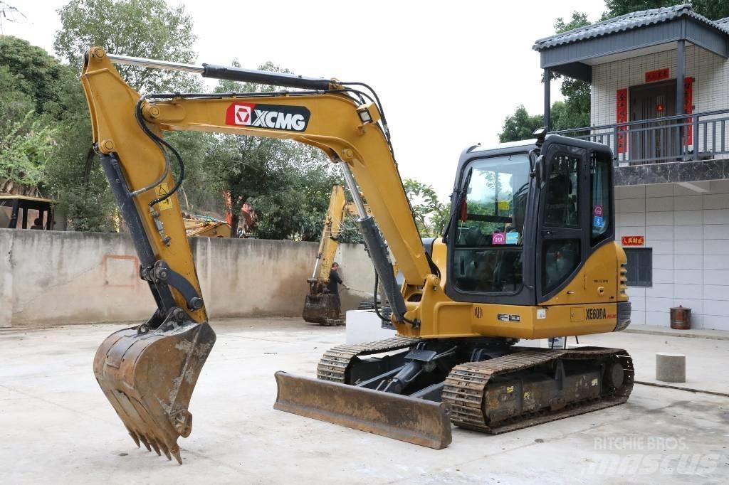 XCMG XE 60 DA Mini kotrók < 7t