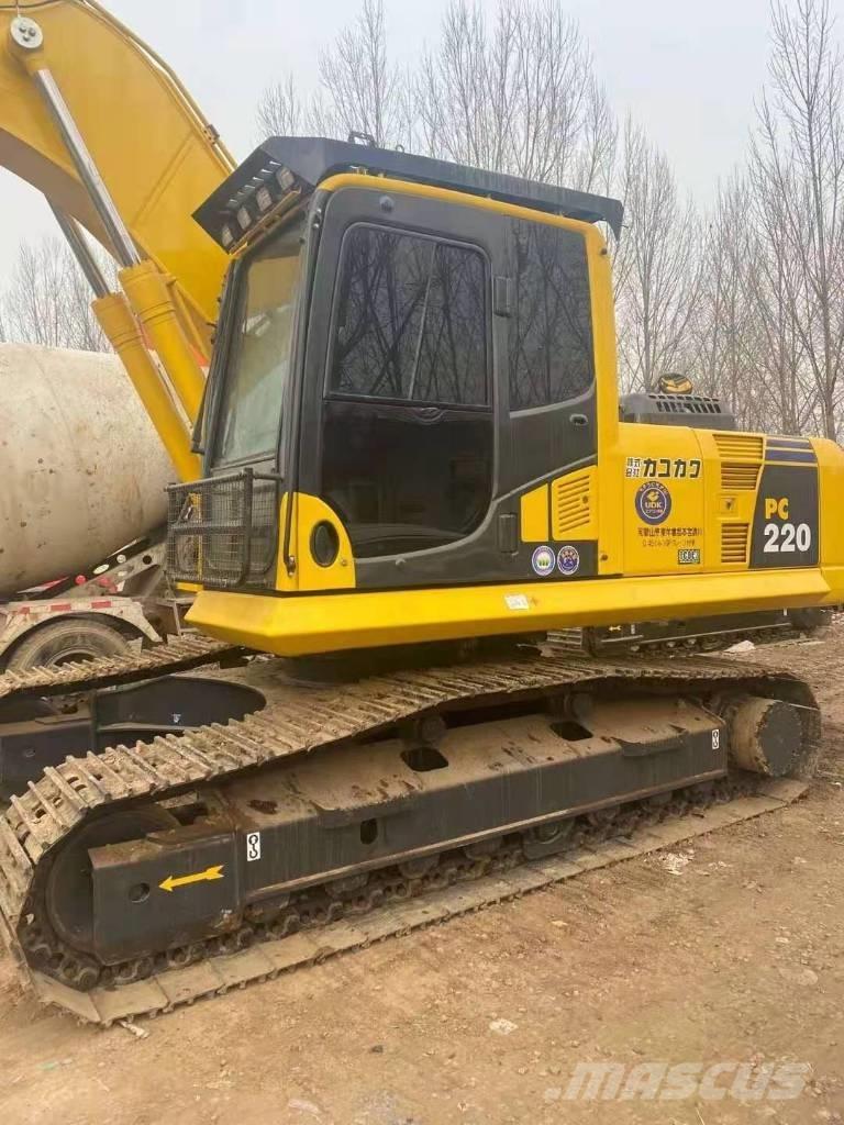 Komatsu pc220-8 Lánctalpas kotrók