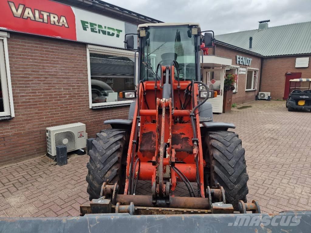 Terex TL 100 Gumikerekes homlokrakodók