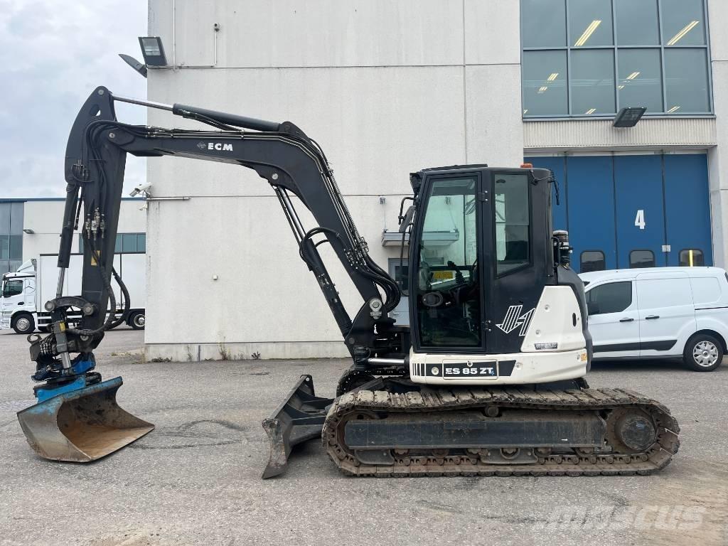 ECM ES 85 ZT Közepes (midi) kotrók 7 t - 12 t