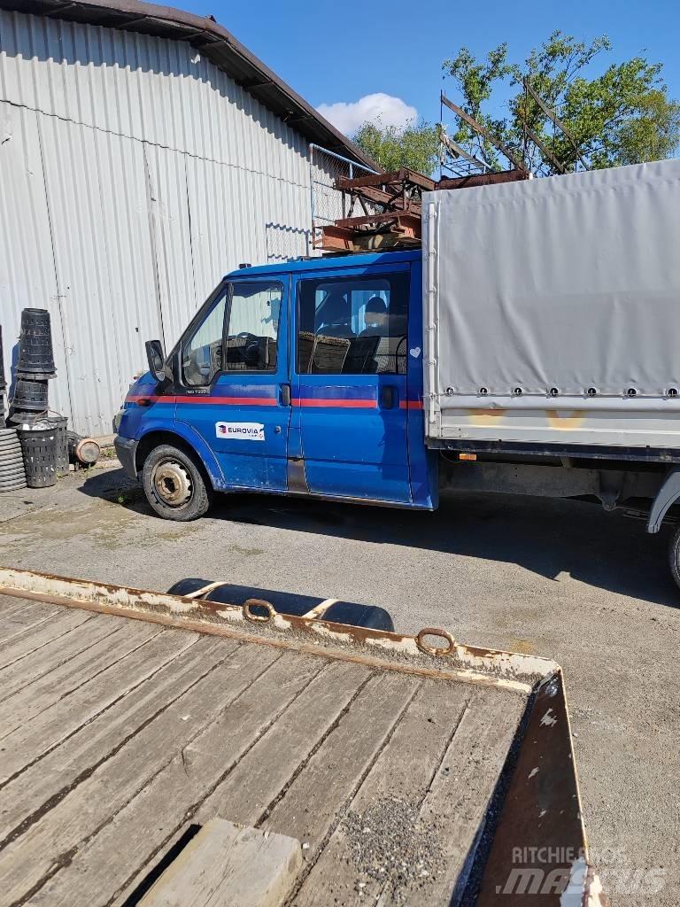 Ford Transit Transporterek