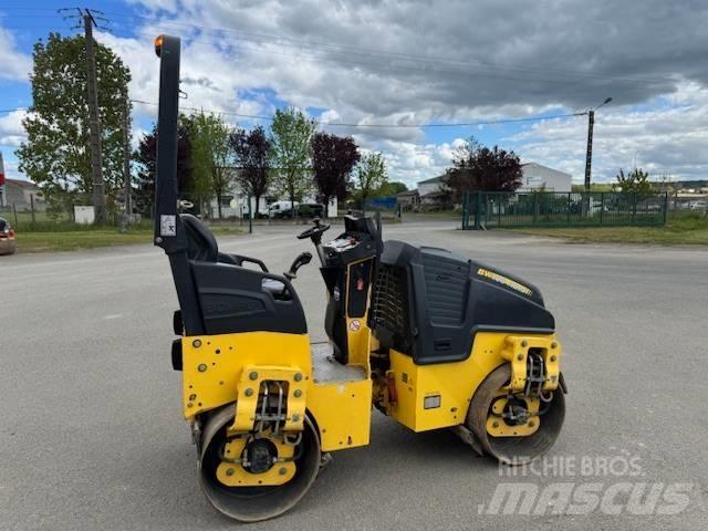 Bomag BW 100 AD M-5 Ikerdobos hengerek