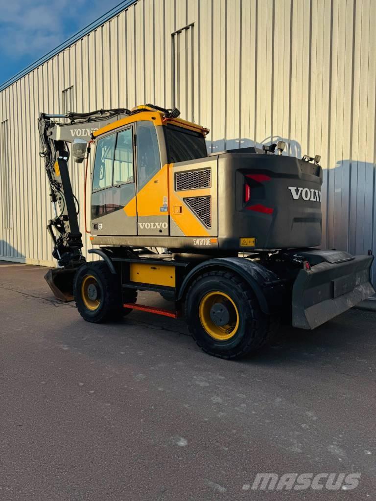 Volvo EWR 170 E Gumikerekes kotrók