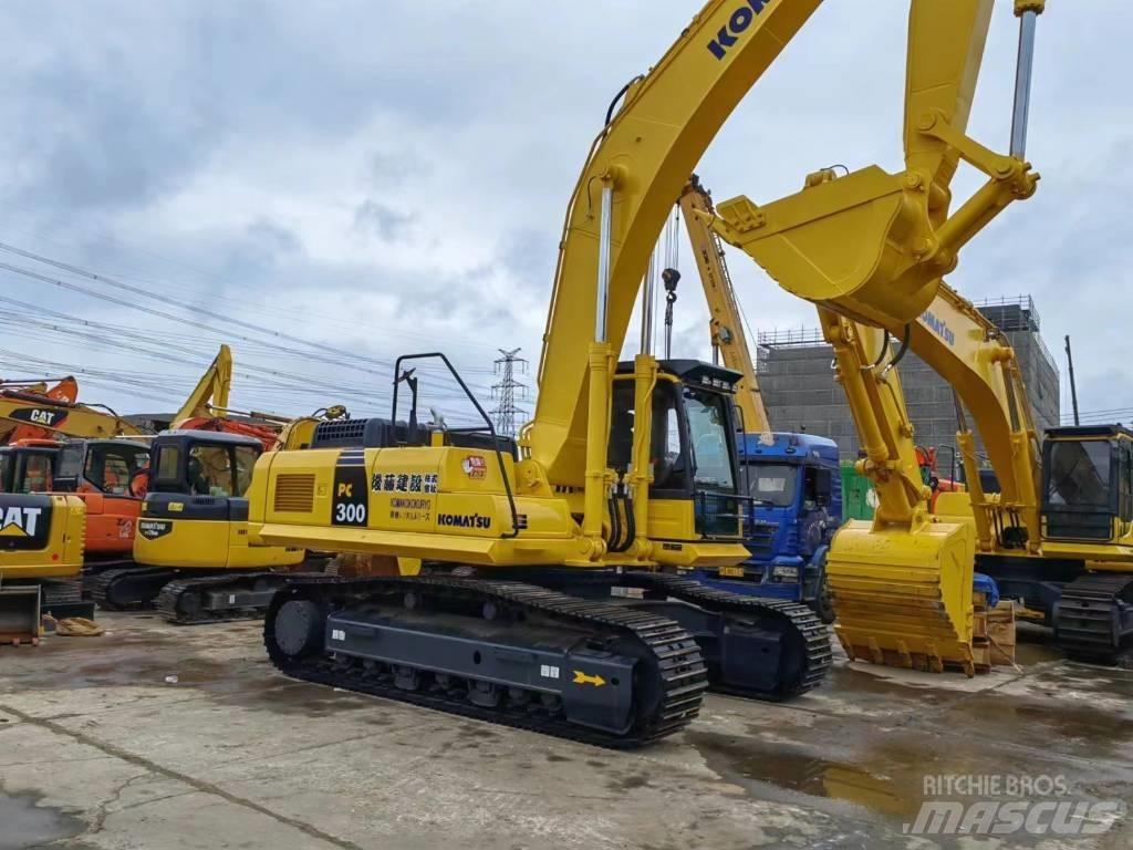 Komatsu PC 300 Lánctalpas kotrók