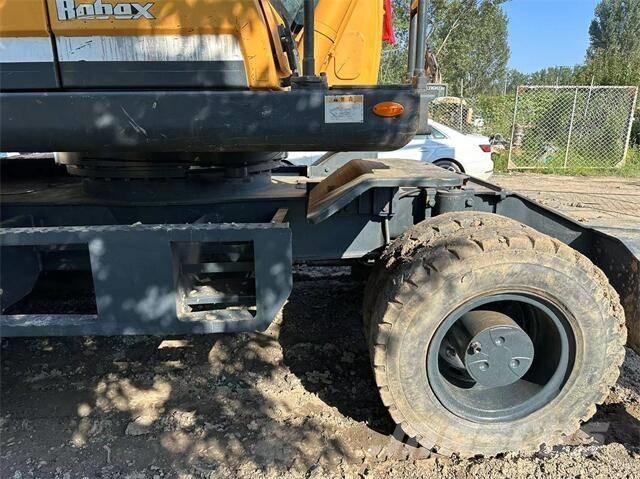 Hyundai 210W Gumikerekes kotrók
