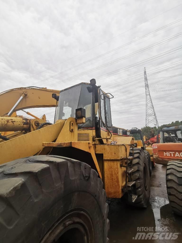 CAT 966F Gumikerekes homlokrakodók