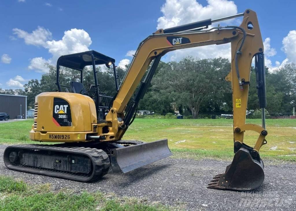 CAT 305E2 CR Mini kotrók < 7t