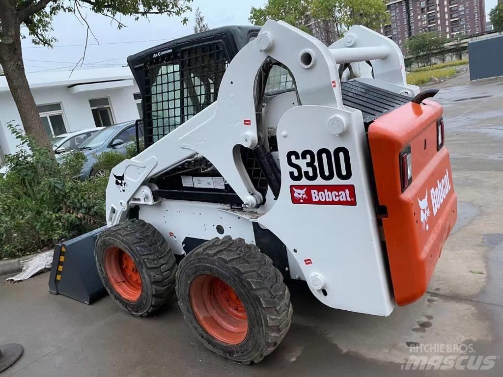 Bobcat S 300 Kompaktrakodók