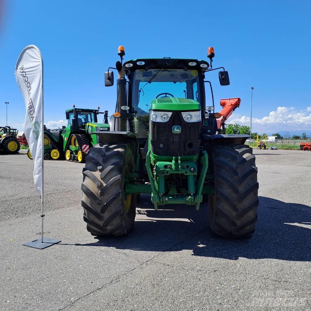 John Deere 6210 R Traktorok