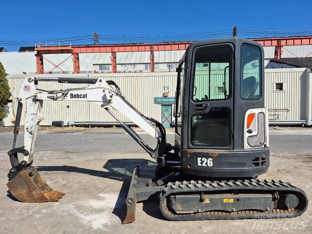 Bobcat E 26 Mini kotrók < 7t