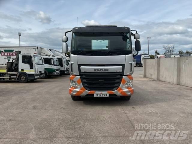 DAF CF 330 Platós/Csörlős teherautók