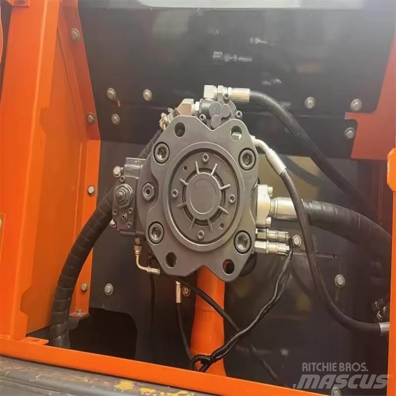 Doosan DX 300 LC-9C Lánctalpas kotrók