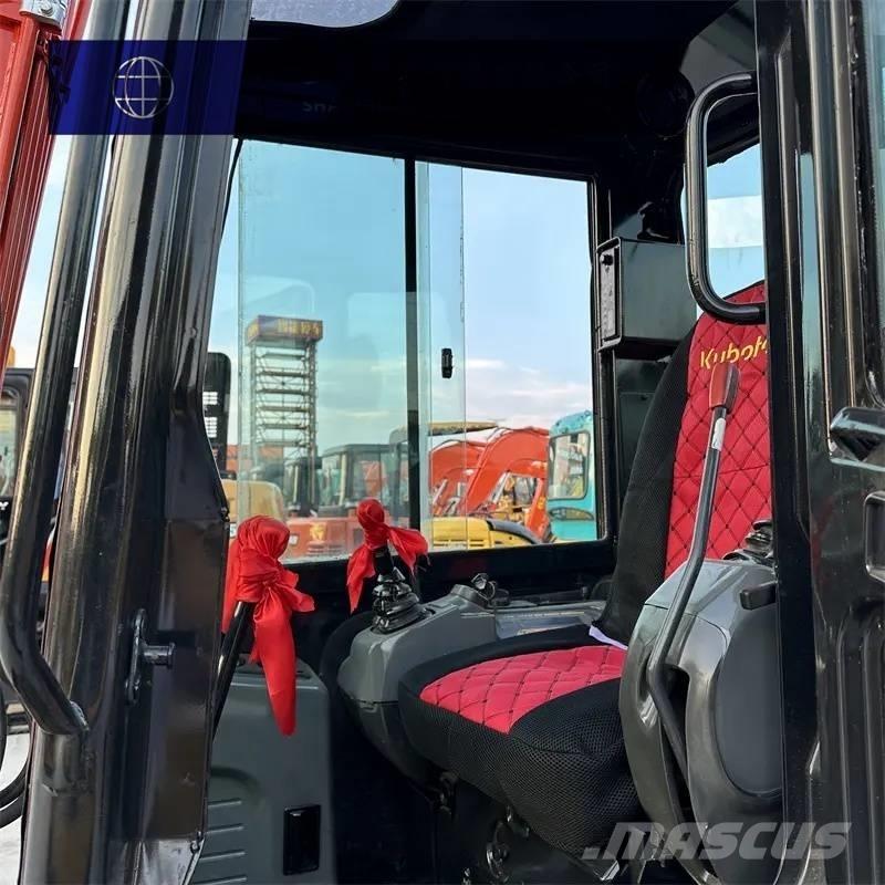 Kubota KX 155 Közepes (midi) kotrók 7 t - 12 t