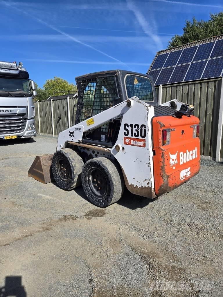 Bobcat S 130 Kompaktrakodók