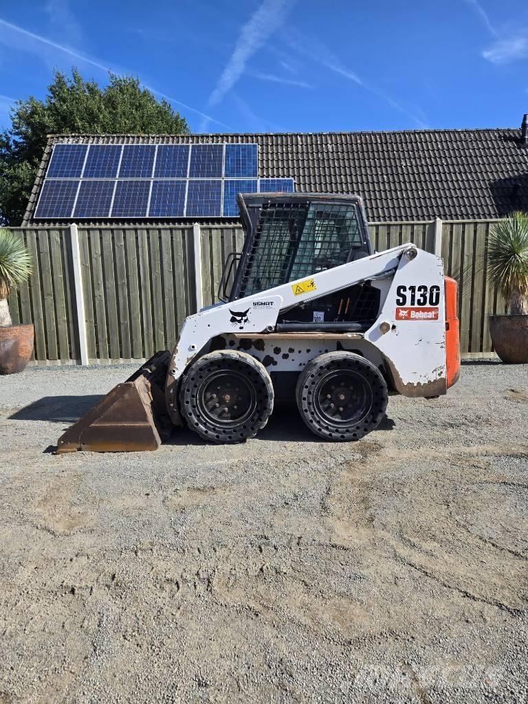 Bobcat S 130 Kompaktrakodók
