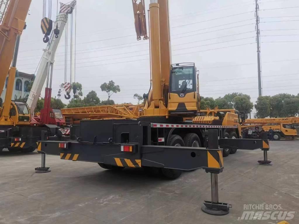 XCMG XZJ5434JQZ70K Lánctalpas homlokrakodók