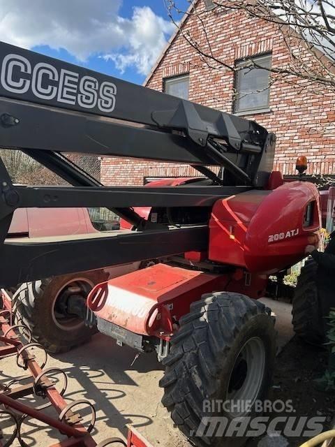 Manitou 200 ATJ Karos emelők