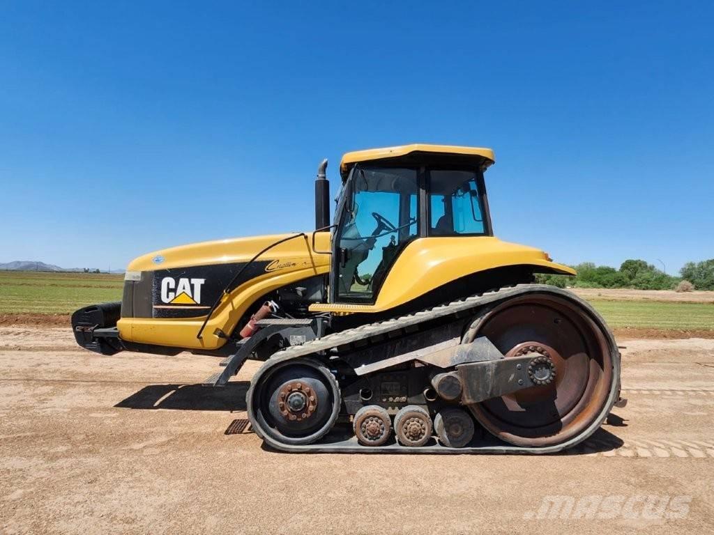 CAT CH45 Traktorok