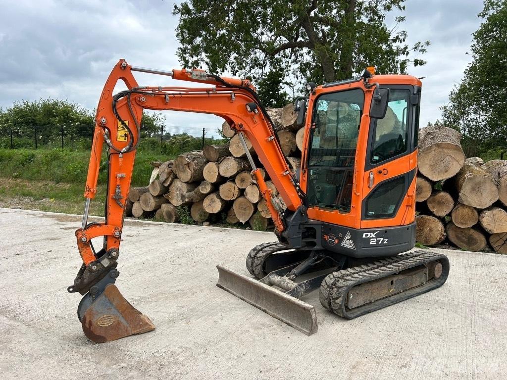 Doosan DX 27 Z Mini kotrók < 7t