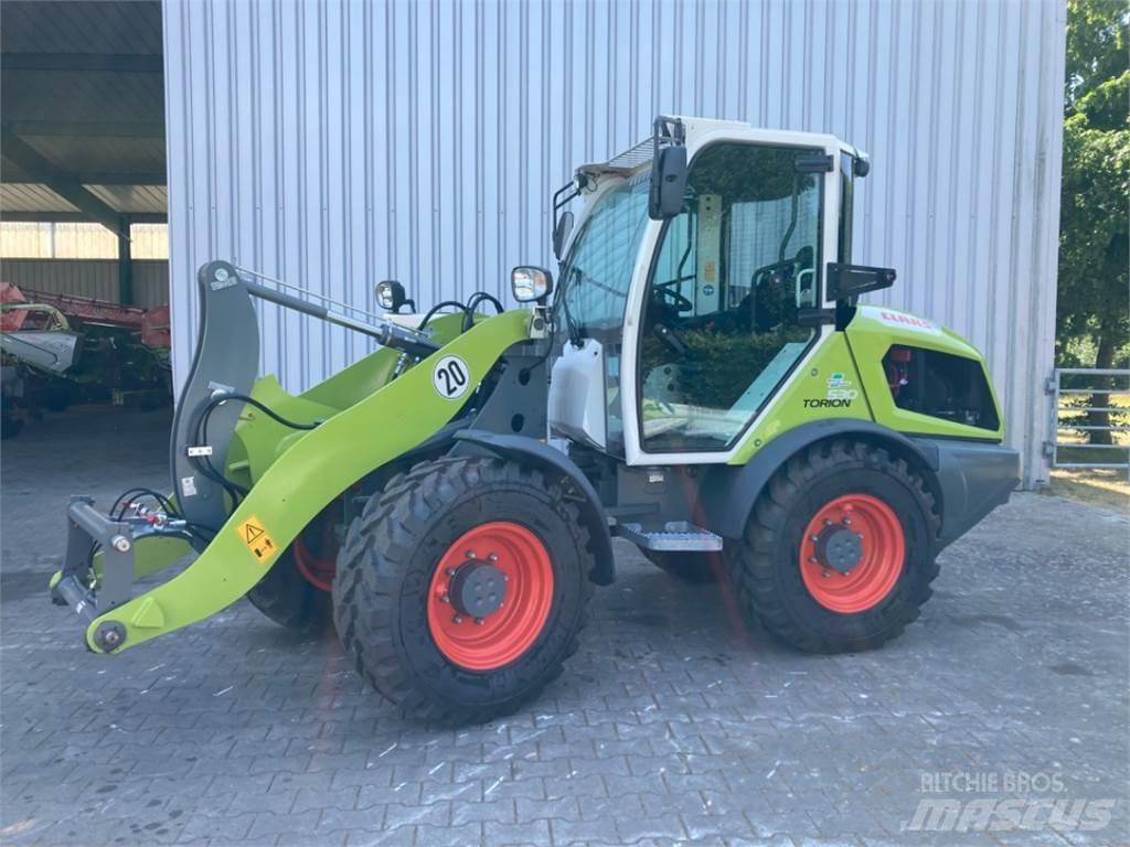 CLAAS Torion 530 Gumikerekes homlokrakodók