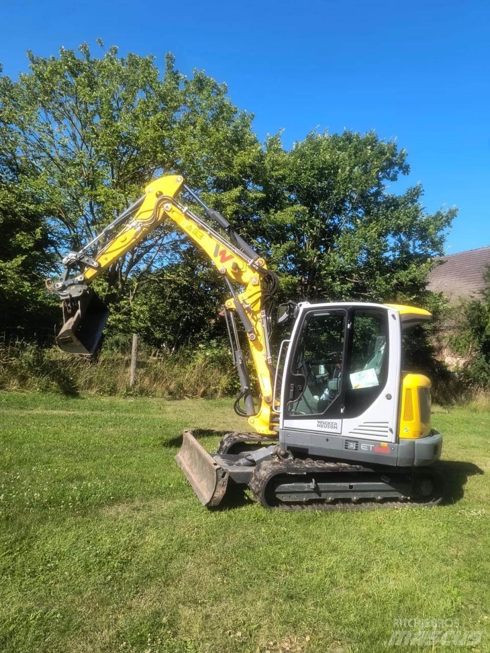 Wacker Neuson ET65 Lánctalpas kotrók
