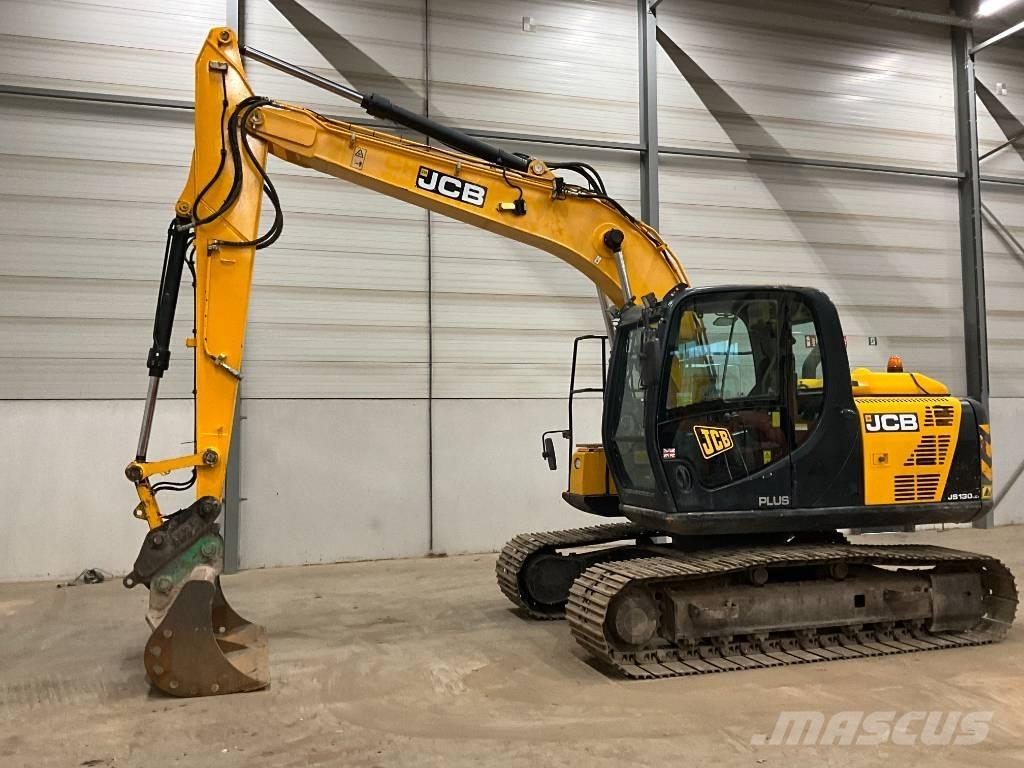 JCB JS 130 LC Lánctalpas kotrók
