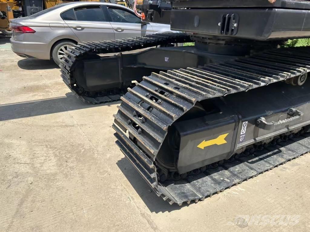 Volvo EC 220 Lánctalpas kotrók