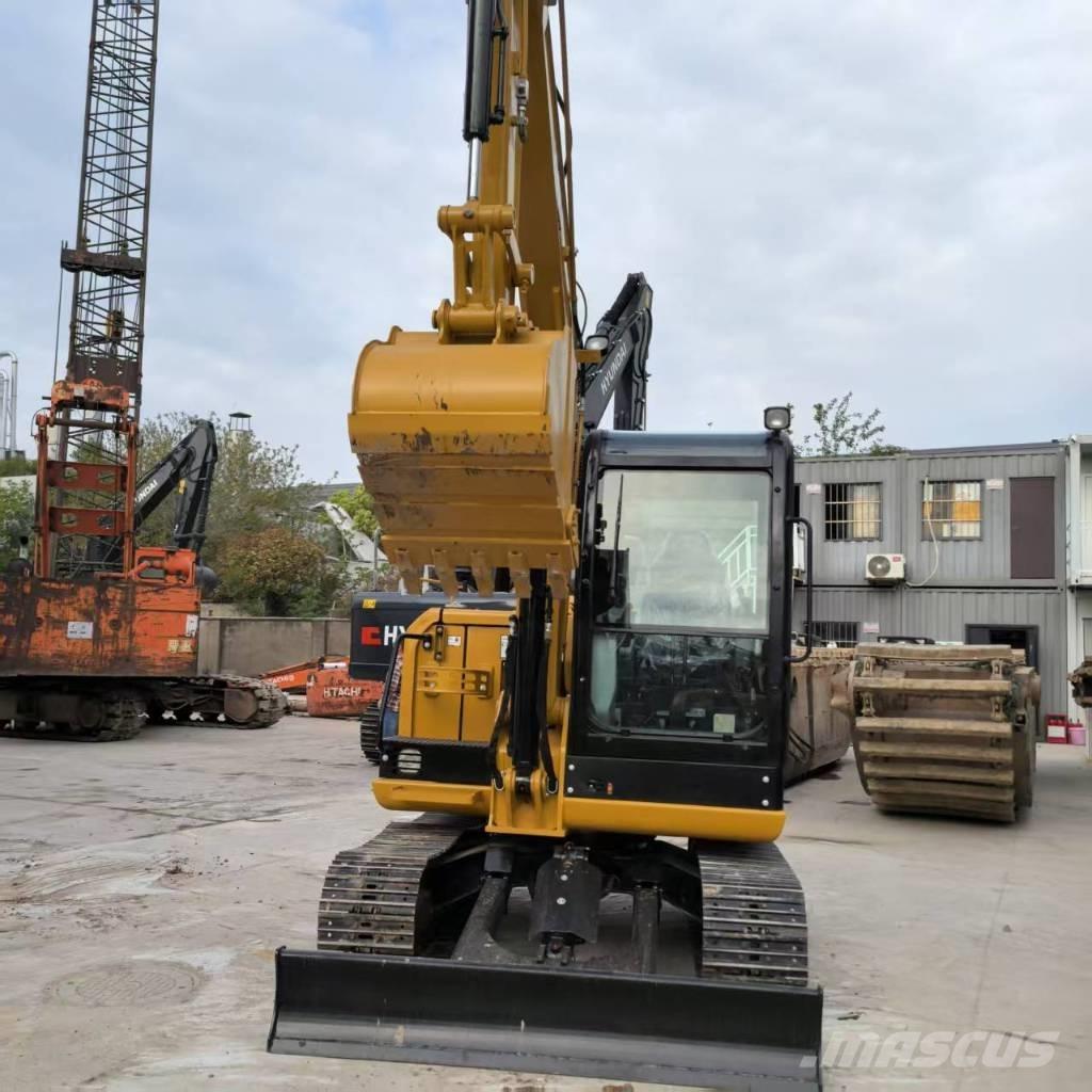 CAT 305.5E2 Lánctalpas kotrók