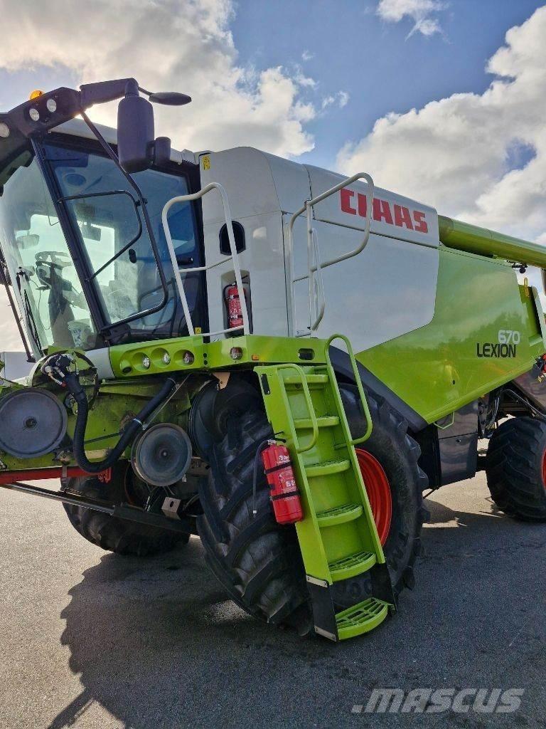 CLAAS Lexion 670 Kombájnok