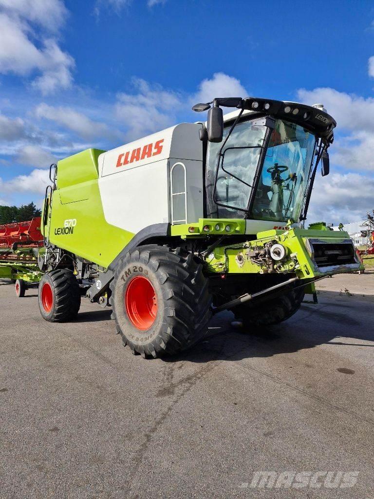 CLAAS Lexion 670 Kombájnok