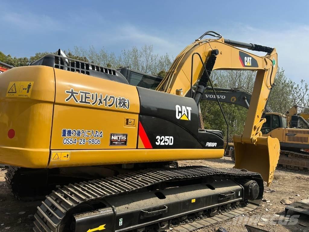 CAT 325 D Lánctalpas kotrók