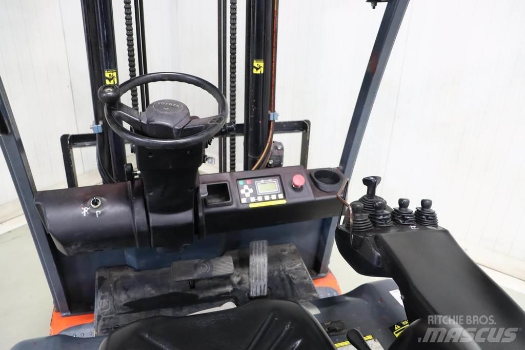 Toyota 8FBMT25 Elektromos targoncák