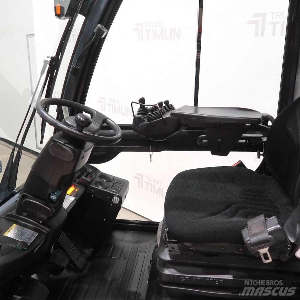 Toyota 52-8FDF25 Dízel targoncák