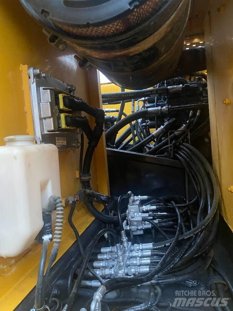 Volvo EC210BLC Lánctalpas kotrók