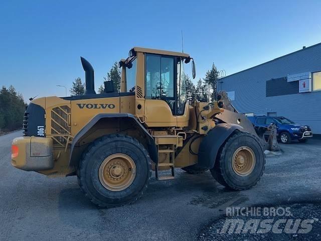 Volvo L90F Gumikerekes homlokrakodók