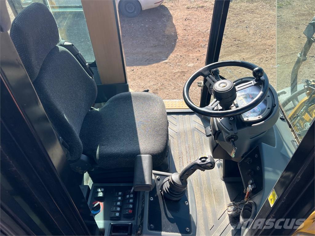 CAT 930 H 4X4 Építőipar - Egyebek