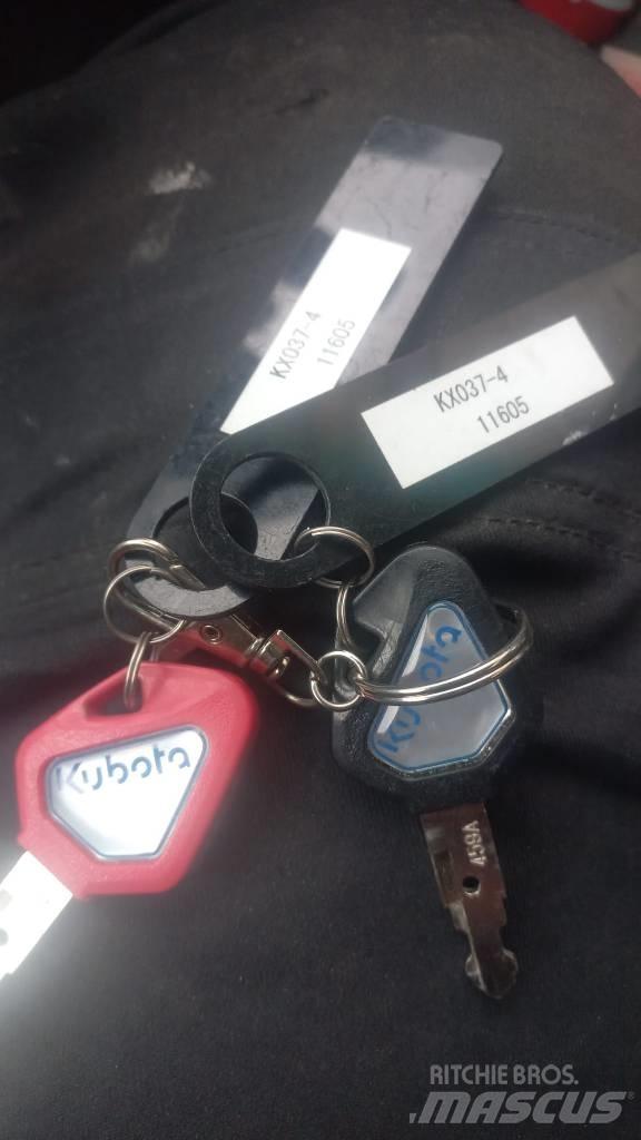 Kubota KX 037-4 Mini kotrók < 7t