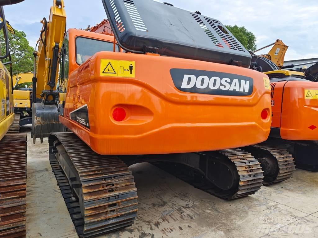 Doosan DX 225 LC-9C Lánctalpas kotrók