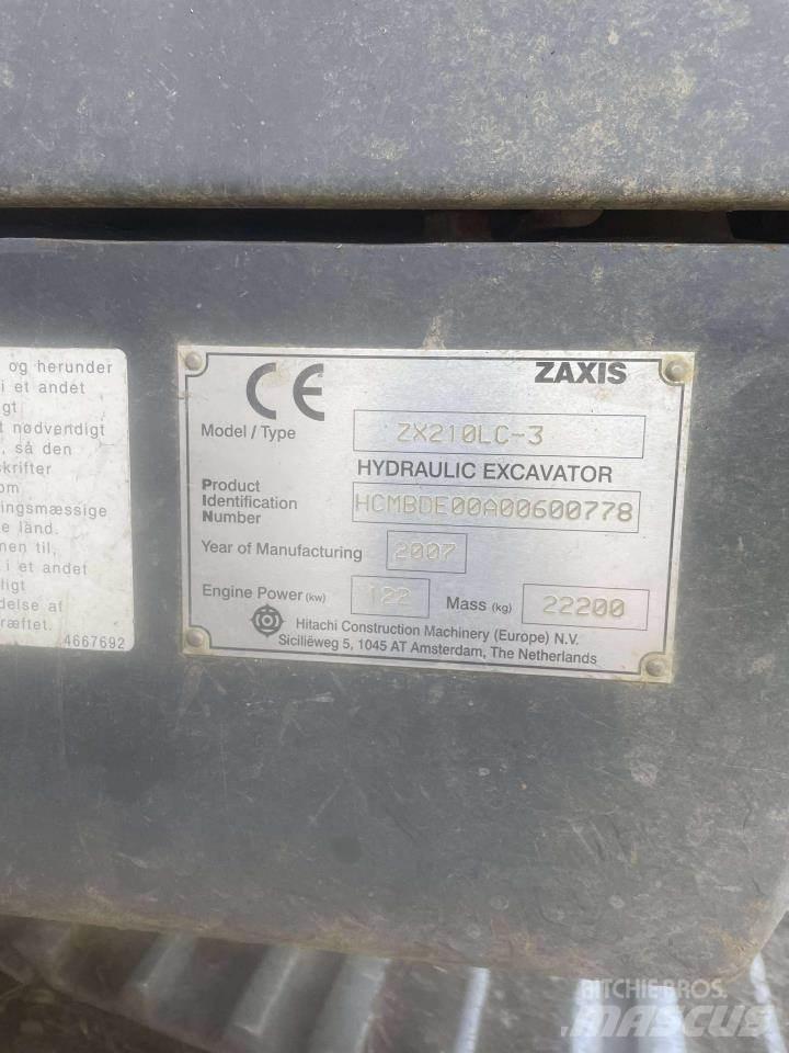 Hitachi ZX210 Lánctalpas kotrók