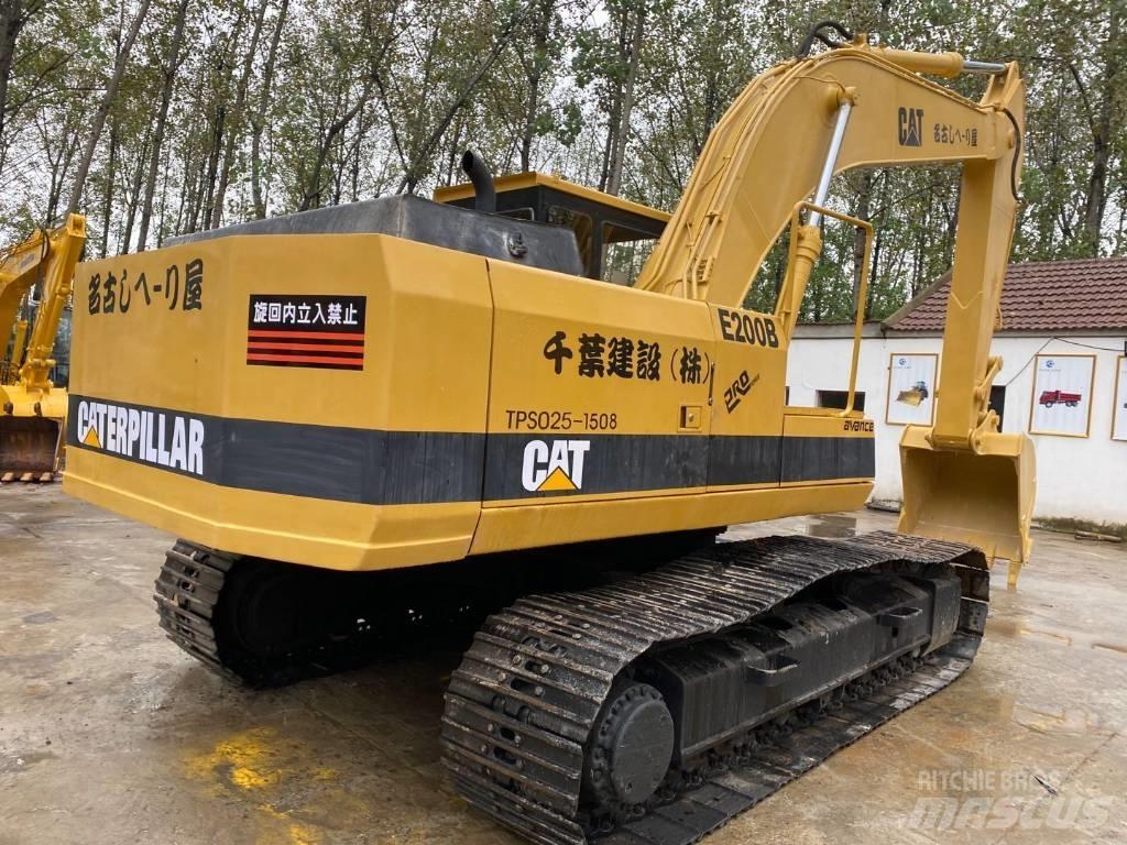 CAT E200B Lánctalpas kotrók