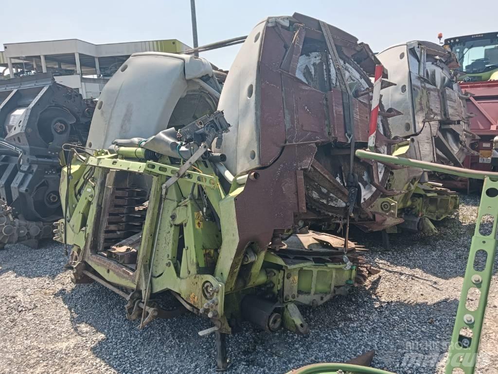 CLAAS Orbis 600 Önjáró szecskázók