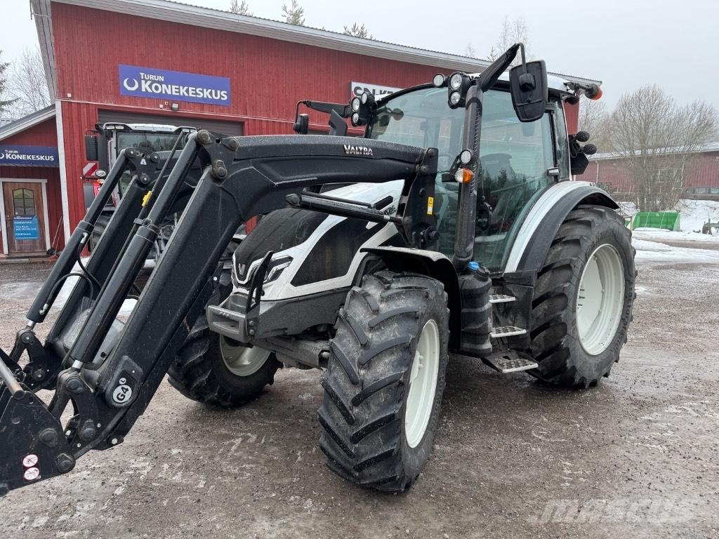 Valtra G 115 Active Traktorok