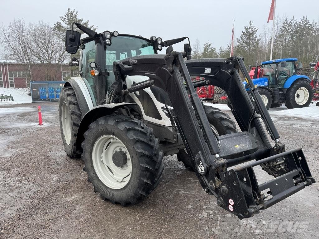 Valtra G 115 Active Traktorok