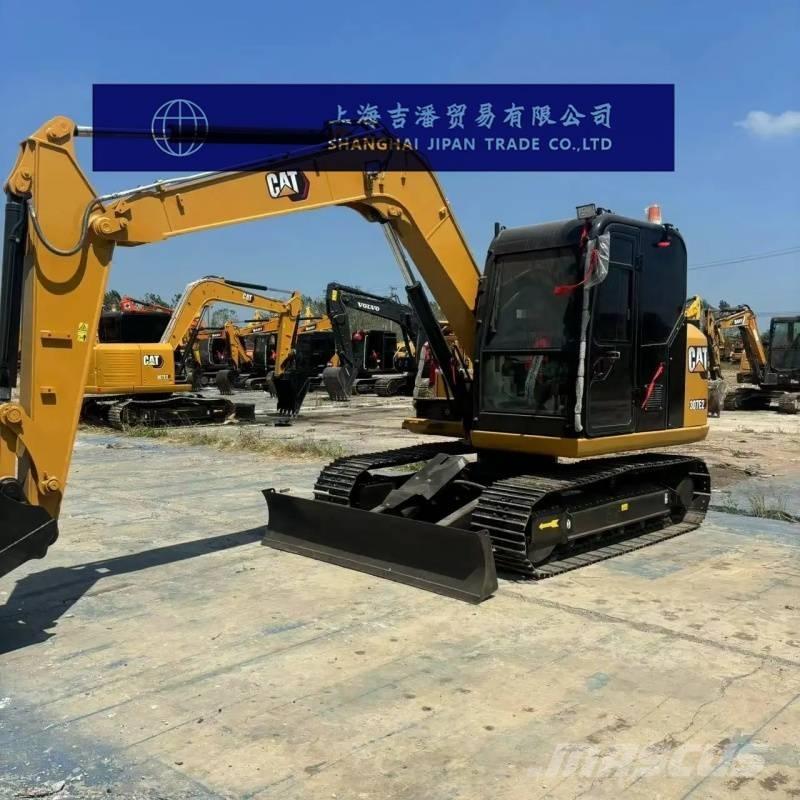 CAT 307E2 Mini kotrók < 7t